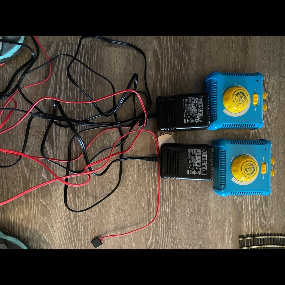 Bachmann train control and switch